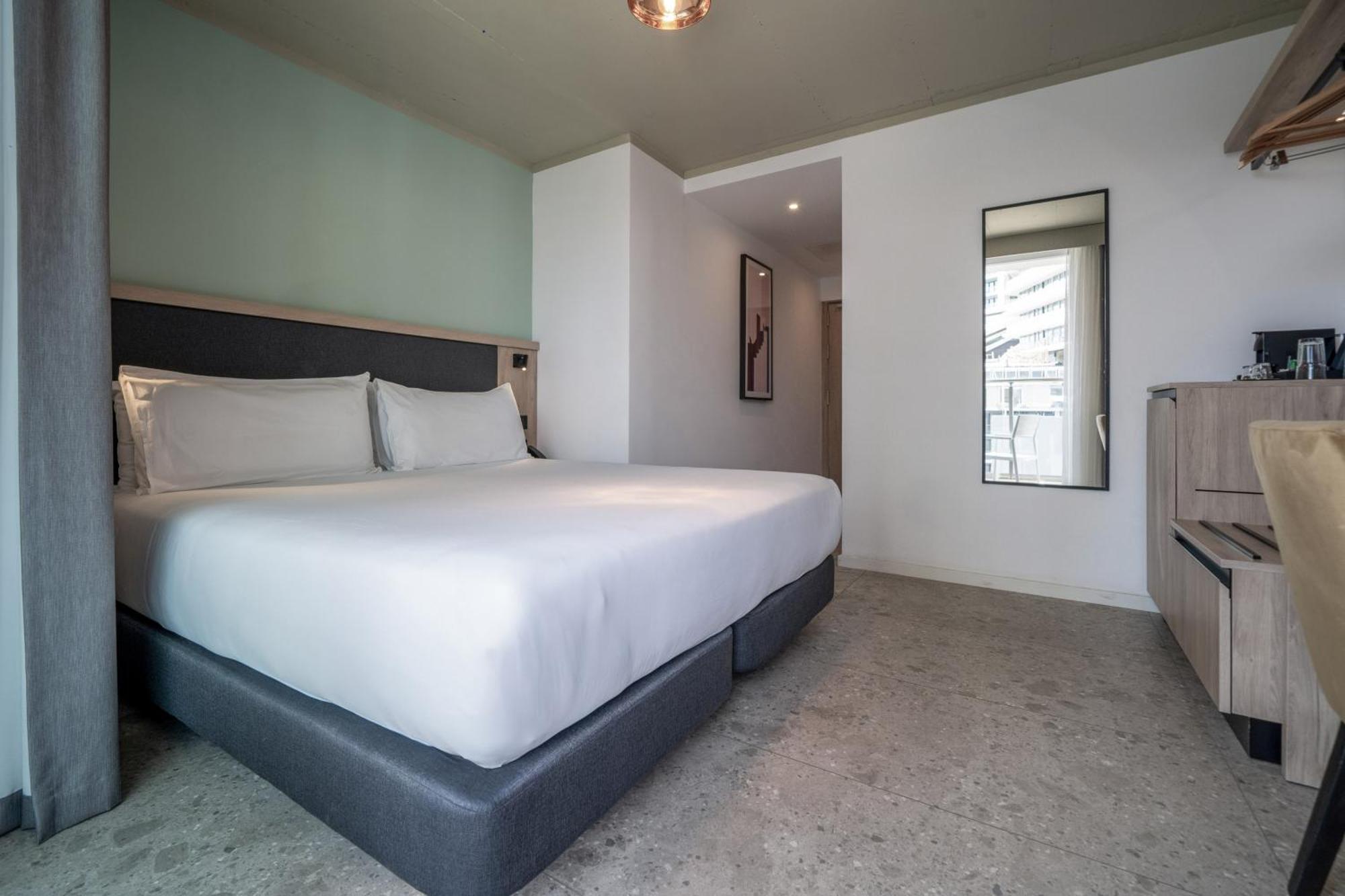 Hotel Mistral St Julian'S, Affiliated By Melia Saint Julian's 外观 照片