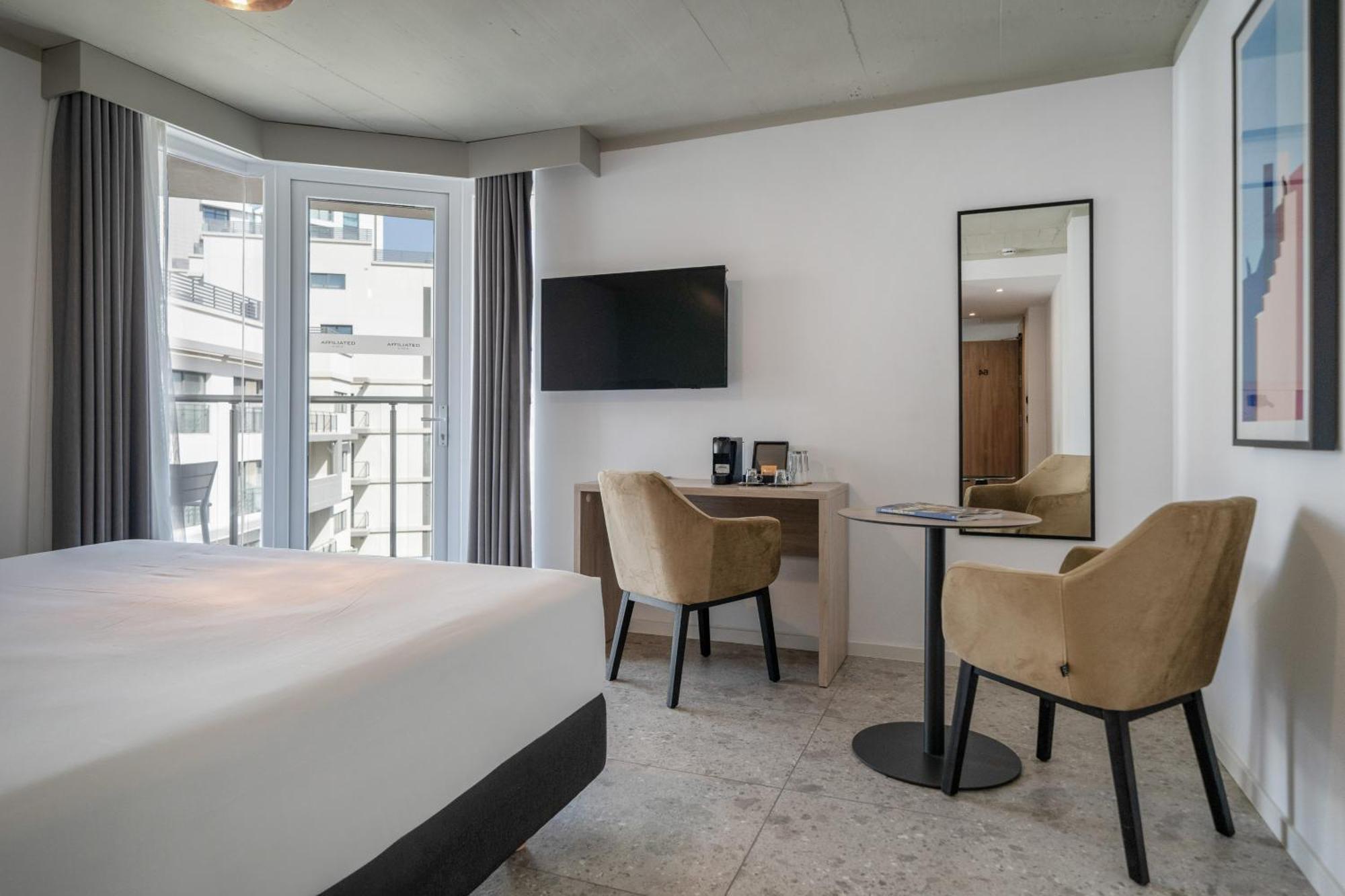 Hotel Mistral St Julian'S, Affiliated By Melia Saint Julian's 外观 照片