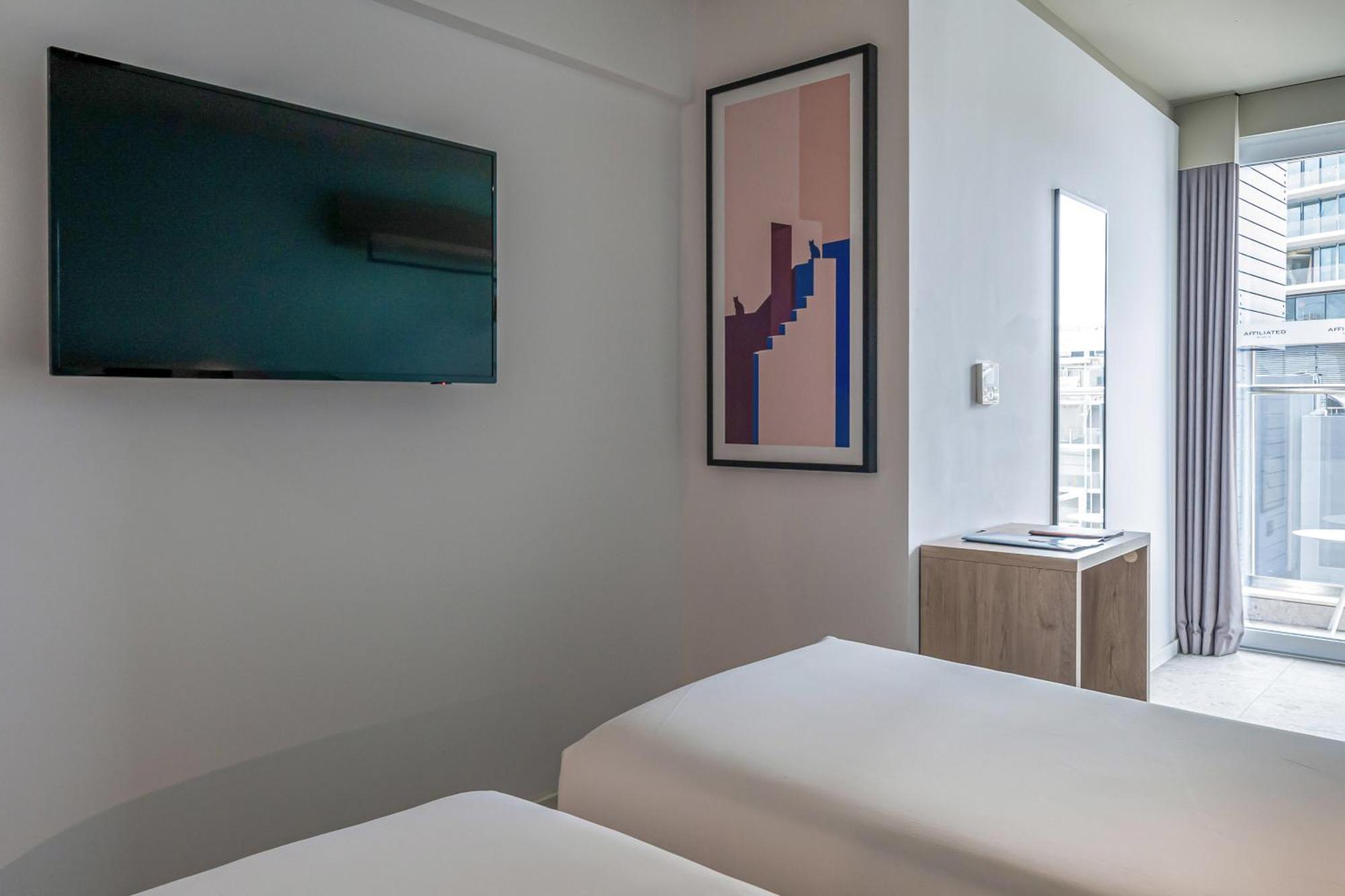 Hotel Mistral St Julian'S, Affiliated By Melia Saint Julian's 外观 照片